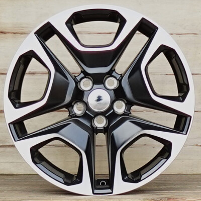 Viper HP841D 7,5×19″ · 5×114,3 · ET40 · CB60,1 Fekete polír