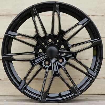 Viper H3079F 8×18″ · 5×112 · ET30 · CB66,6 SG - Fényes fekete