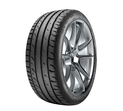 TAURUS ULTRA HIGH PERFORMANCE 205/45R17